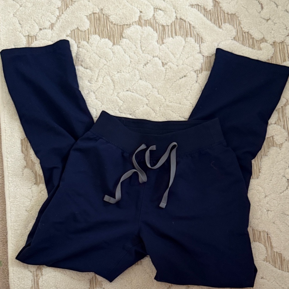 Figs xs scrub pants